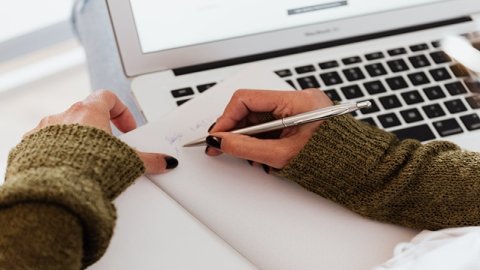 Temu平台发货模式：直发或第三方物流