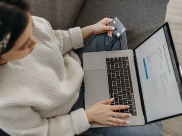 香港商品条码申请，资料简单，全程代办，省心高效