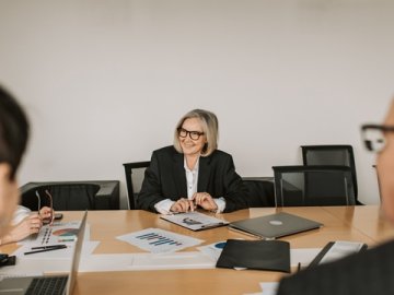 快速注册美国公司，打造个人品牌，开启商业新机遇