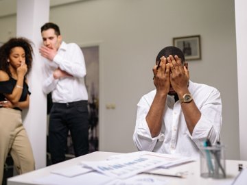 昆明企业为何选择注册香港公司？律师认证真相揭秘！